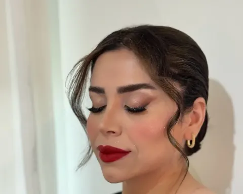 سالن زیبایی نیایش مهدیانی