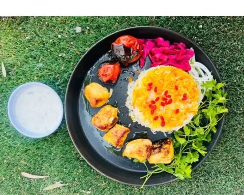 رستوران دایی برار