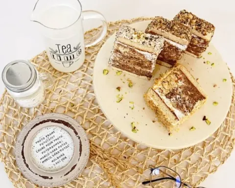 شیرینی و خشکبار ساج طلایی