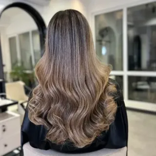 آموزش رنگ و لایت مو فرزانه یوسفی